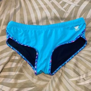TYR swim bottoms, 4, 6